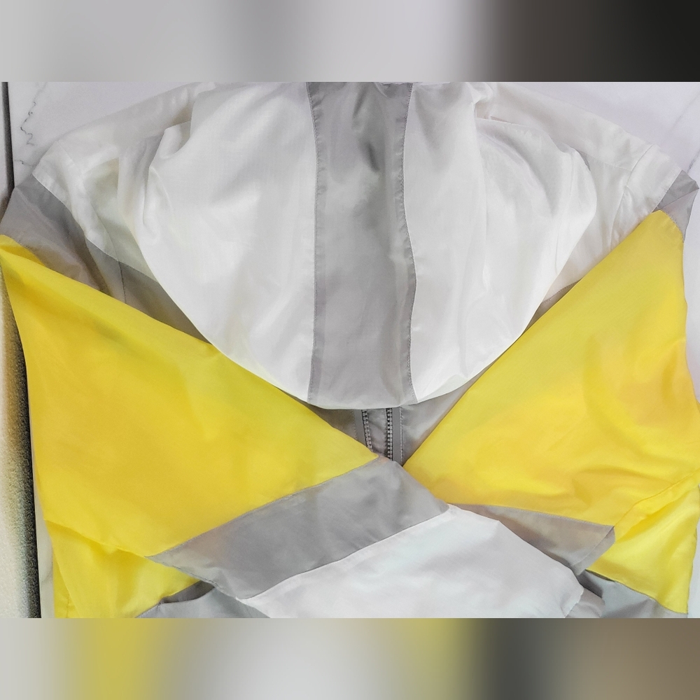 Blanc Noir - Tulum Windbreaker - Yellow and Gray Jacket - Size L - Picture 4 of 16